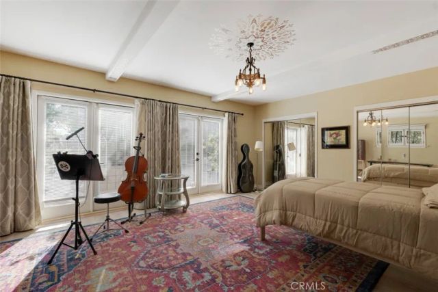 3760 Dover Street, Los Angeles, CA 90039