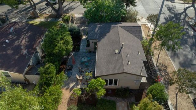 3760 Dover Street, Los Angeles, CA 90039