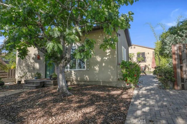 3760 Dover Street, Los Angeles, CA 90039