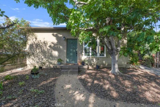 3760 Dover Street, Los Angeles, CA 90039