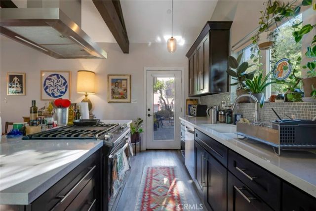 3760 Dover Street, Los Angeles, CA 90039