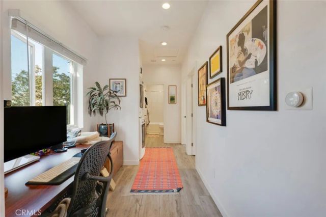 3760 Dover Street, Los Angeles, CA 90039