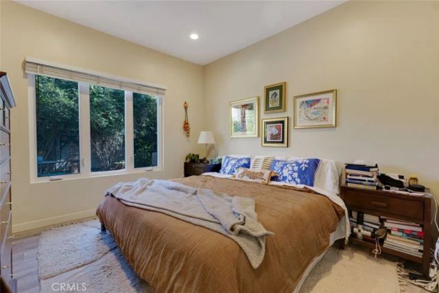 3760 Dover Street, Los Angeles, CA 90039