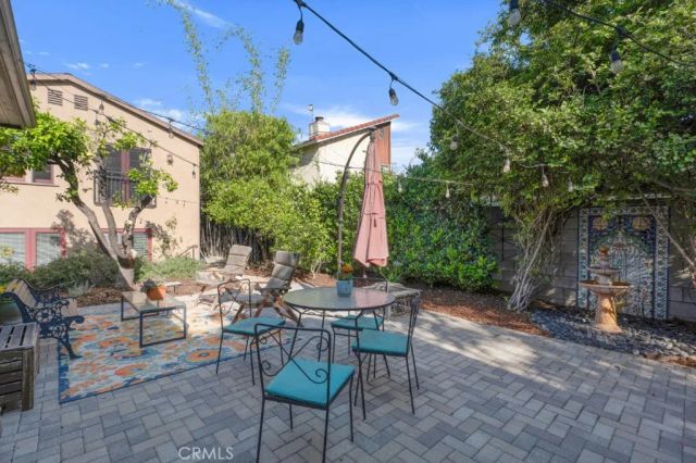 3760 Dover Street, Los Angeles, CA 90039