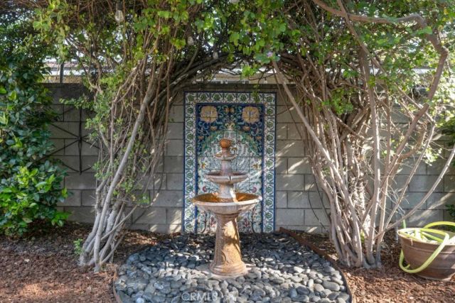 3760 Dover Street, Los Angeles, CA 90039