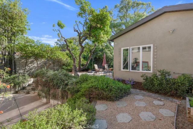 3760 Dover Street, Los Angeles, CA 90039