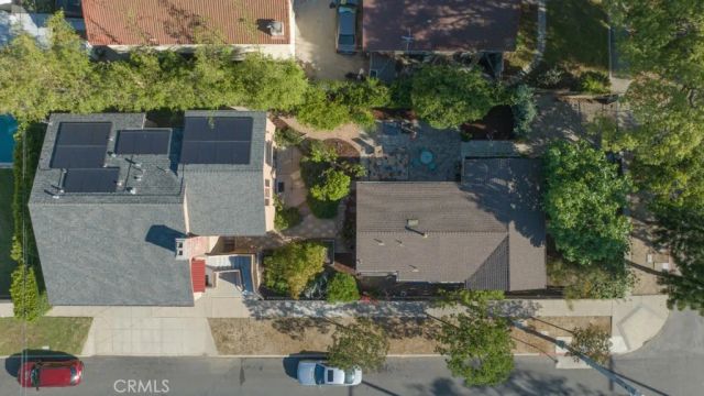 3760 Dover Street, Los Angeles, CA 90039