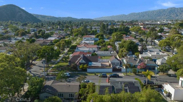 3760 Dover Street, Los Angeles, CA 90039