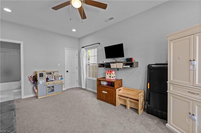 12 Cushing ST, Portsmouth, VA 23702