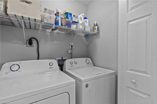 12 Cushing ST, Portsmouth, VA 23702