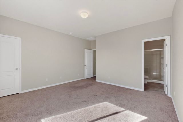 30 La Resolana Avenue, Rio Rancho, NM 87144