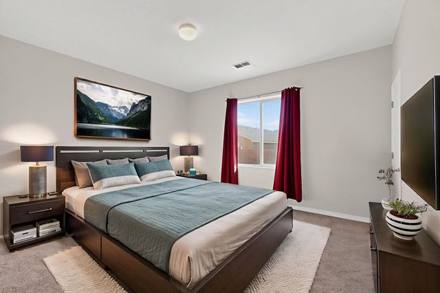 30 La Resolana Avenue, Rio Rancho, NM 87144