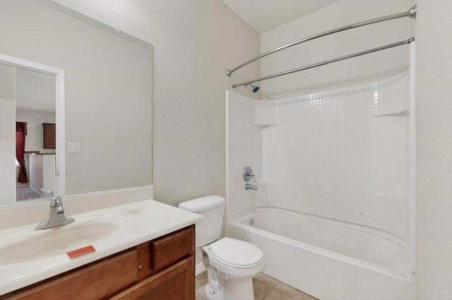 30 La Resolana Avenue, Rio Rancho, NM 87144