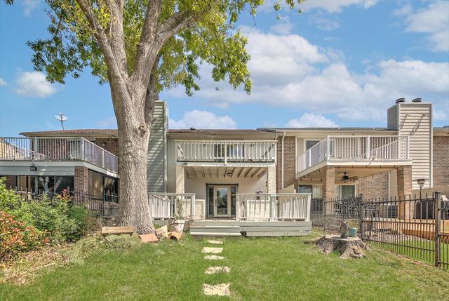 13239 Bluff View Drive, Willis, TX 77318