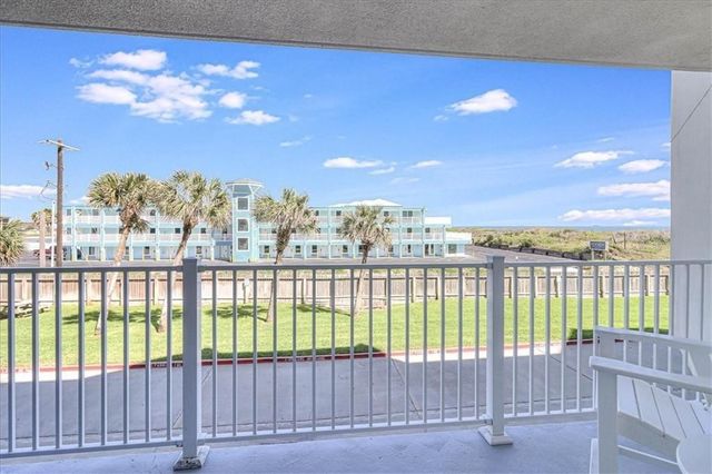 800 Sandcastle Dr 106, Port Aransas, TX 78373