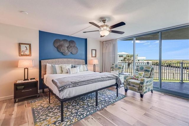 800 Sandcastle Dr 106, Port Aransas, TX 78373