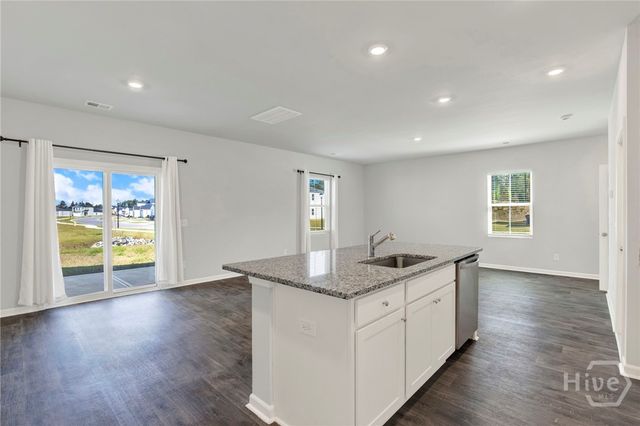 100 Amethyst Drive, Bloomingdale, GA 31302