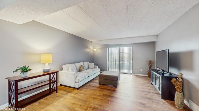 2371 Deerpath Drive 101, Schererville, IN 46375