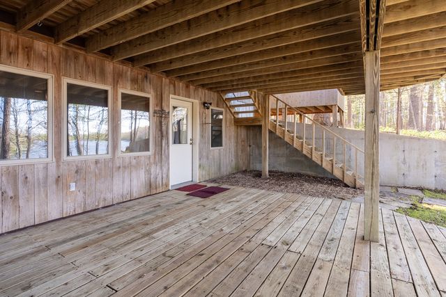 5 Lake Shore Court, Carbondale, IL 62902