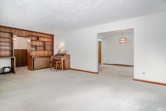 906 Windsor Drive, West Lafayette, IN 47906