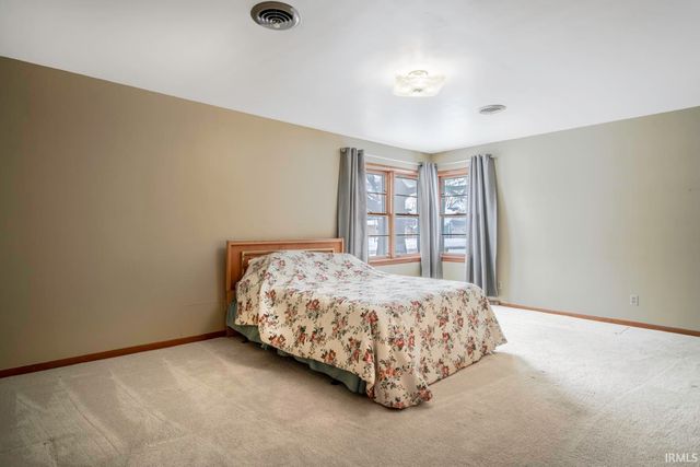 906 Windsor Drive, West Lafayette, IN 47906