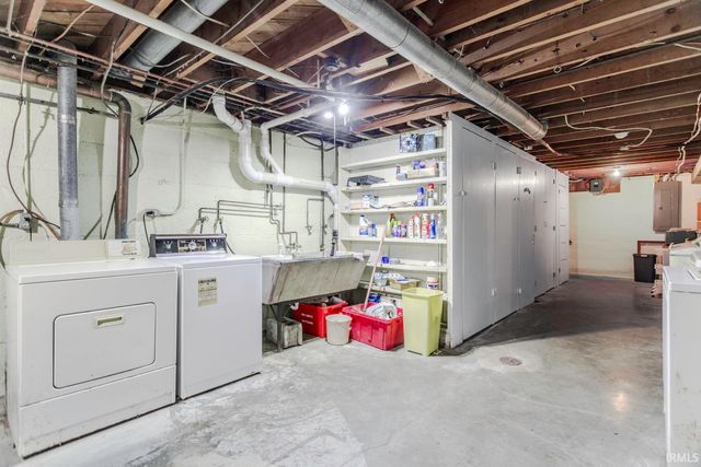 906 Windsor Drive, West Lafayette, IN 47906