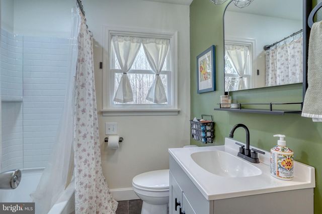 7192 AMERICAN CORNER RD, Denton, MD 21629