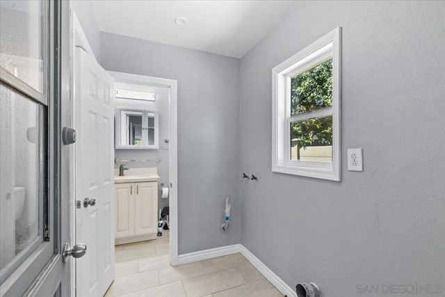 7216 Pearson St, La Mesa, CA 91941