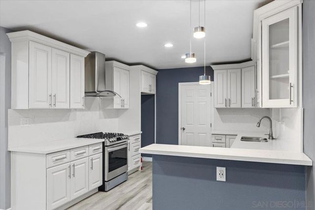 7216 Pearson St, La Mesa, CA 91941