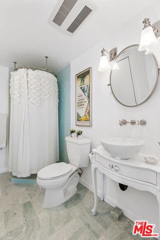 11924 WHITEWATER Lane, Malibu, CA 90265