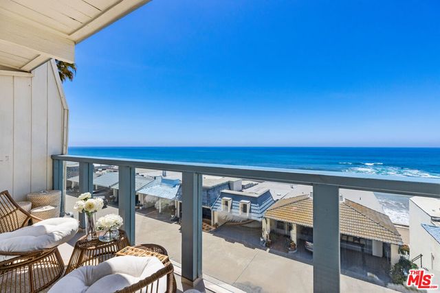 11924 WHITEWATER Lane, Malibu, CA 90265