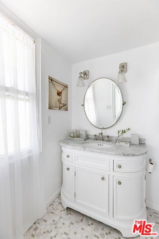 11924 WHITEWATER Lane, Malibu, CA 90265