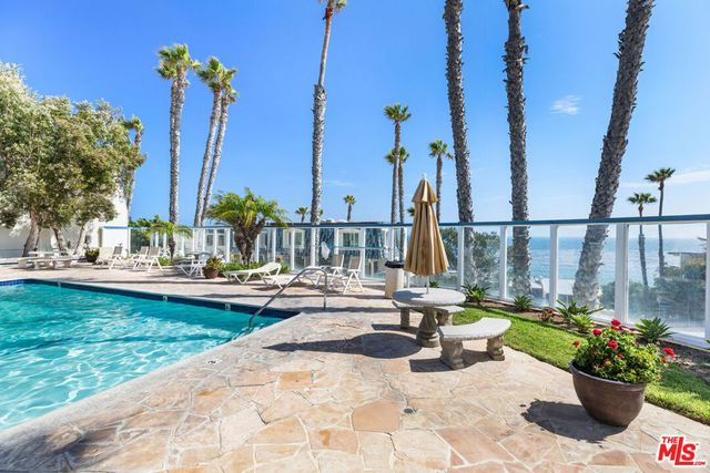 11924 WHITEWATER Lane, Malibu, CA 90265