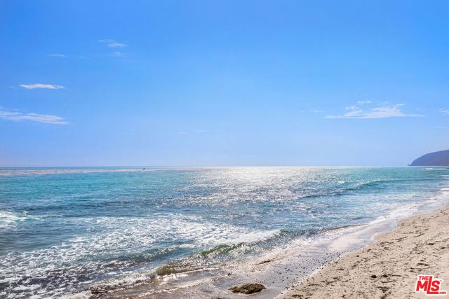 11924 WHITEWATER Lane, Malibu, CA 90265