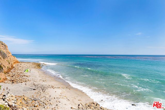 11924 WHITEWATER Lane, Malibu, CA 90265