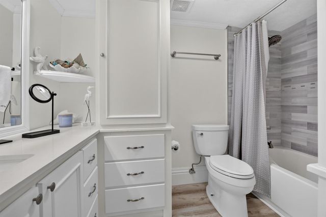 7500 NW 1st Court 302-3, Plantation, FL 33317