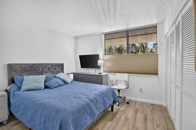 7500 NW 1st Court 302-3, Plantation, FL 33317