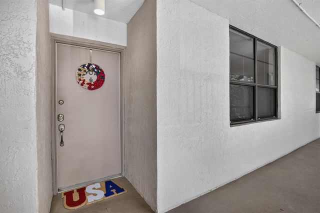 7500 NW 1st Court 302-3, Plantation, FL 33317