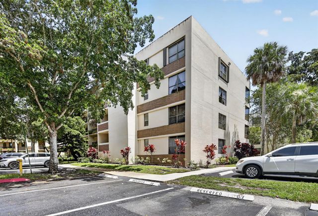 7500 NW 1st Court 302-3, Plantation, FL 33317