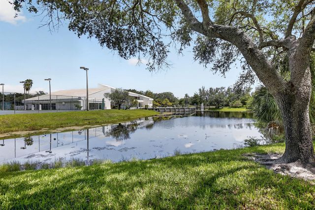 7500 NW 1st Court 302-3, Plantation, FL 33317