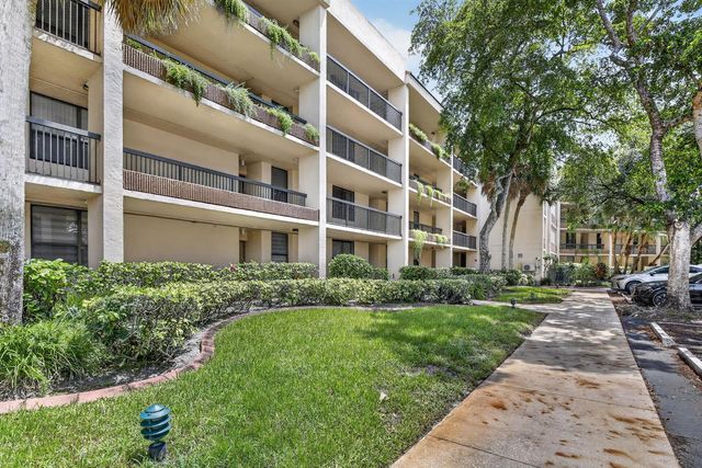 7500 NW 1st Court 302-3, Plantation, FL 33317