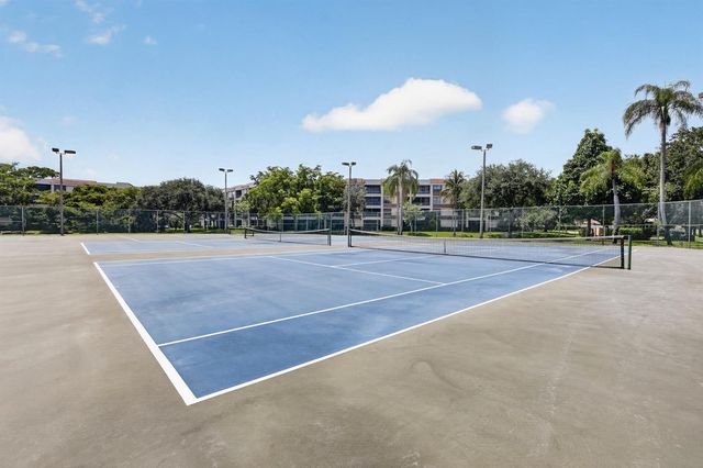 7500 NW 1st Court 302-3, Plantation, FL 33317