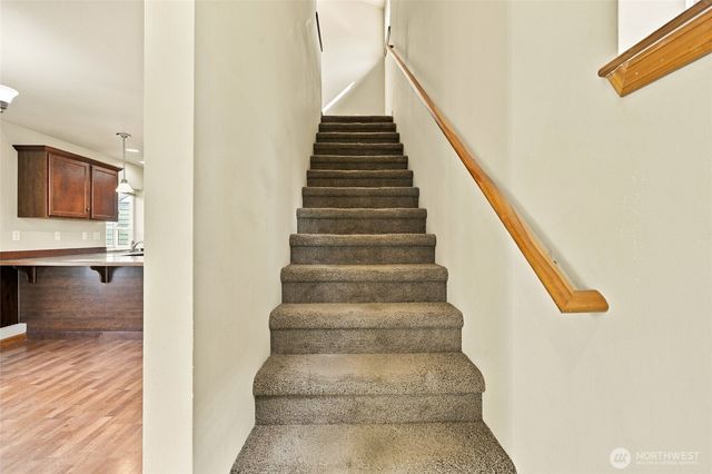 6211 7th Avenue NW, Seattle, WA 98107