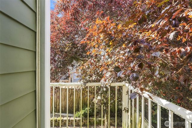 6211 7th Avenue NW, Seattle, WA 98107