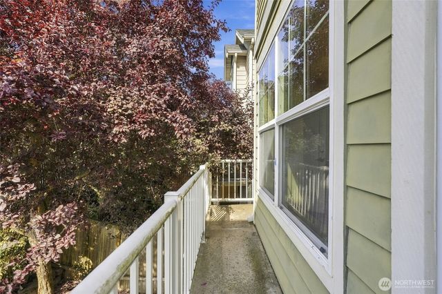 6211 7th Avenue NW, Seattle, WA 98107