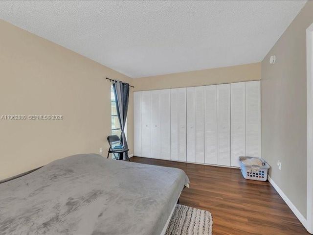469 N Pine Island Road B305, Plantation, FL 33324