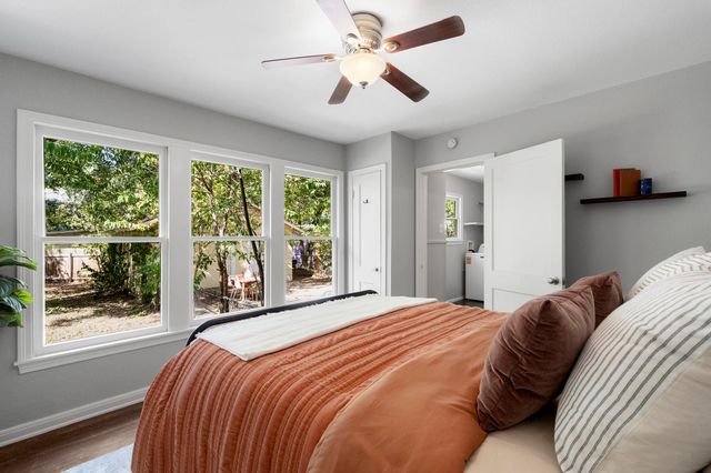 807 E 49th ST, Austin, TX 78751