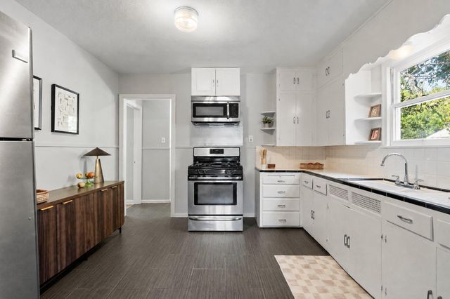 807 E 49th ST, Austin, TX 78751