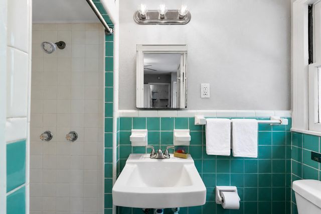 807 E 49th ST, Austin, TX 78751
