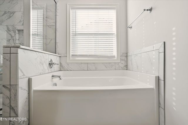 7254 Willow Park Lane, Knoxville, TN 37931